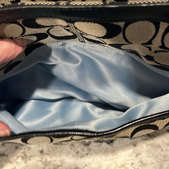 Nice. Clean Coach purse - Picture 5 of 5
